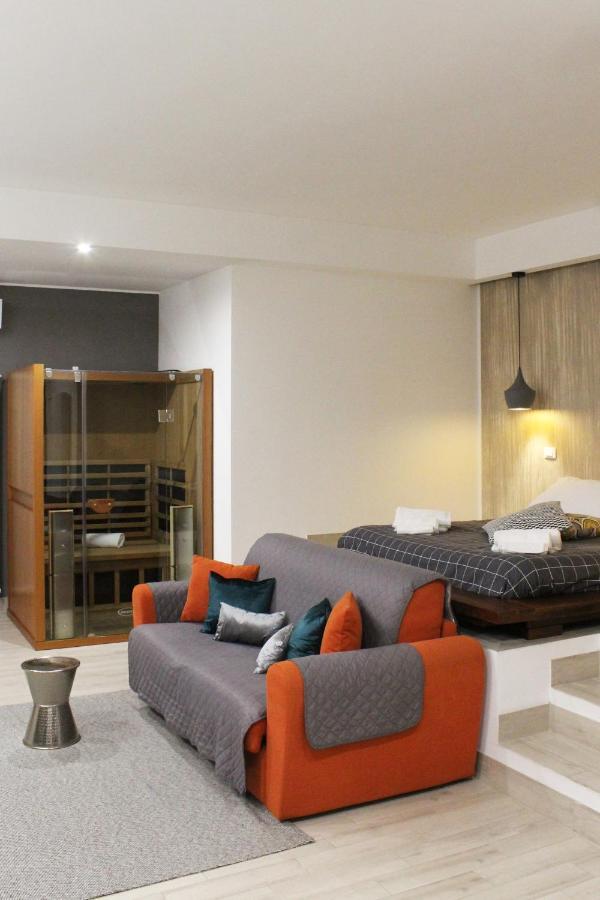 La Petite Famille Aparthotel Corchiano Luaran gambar