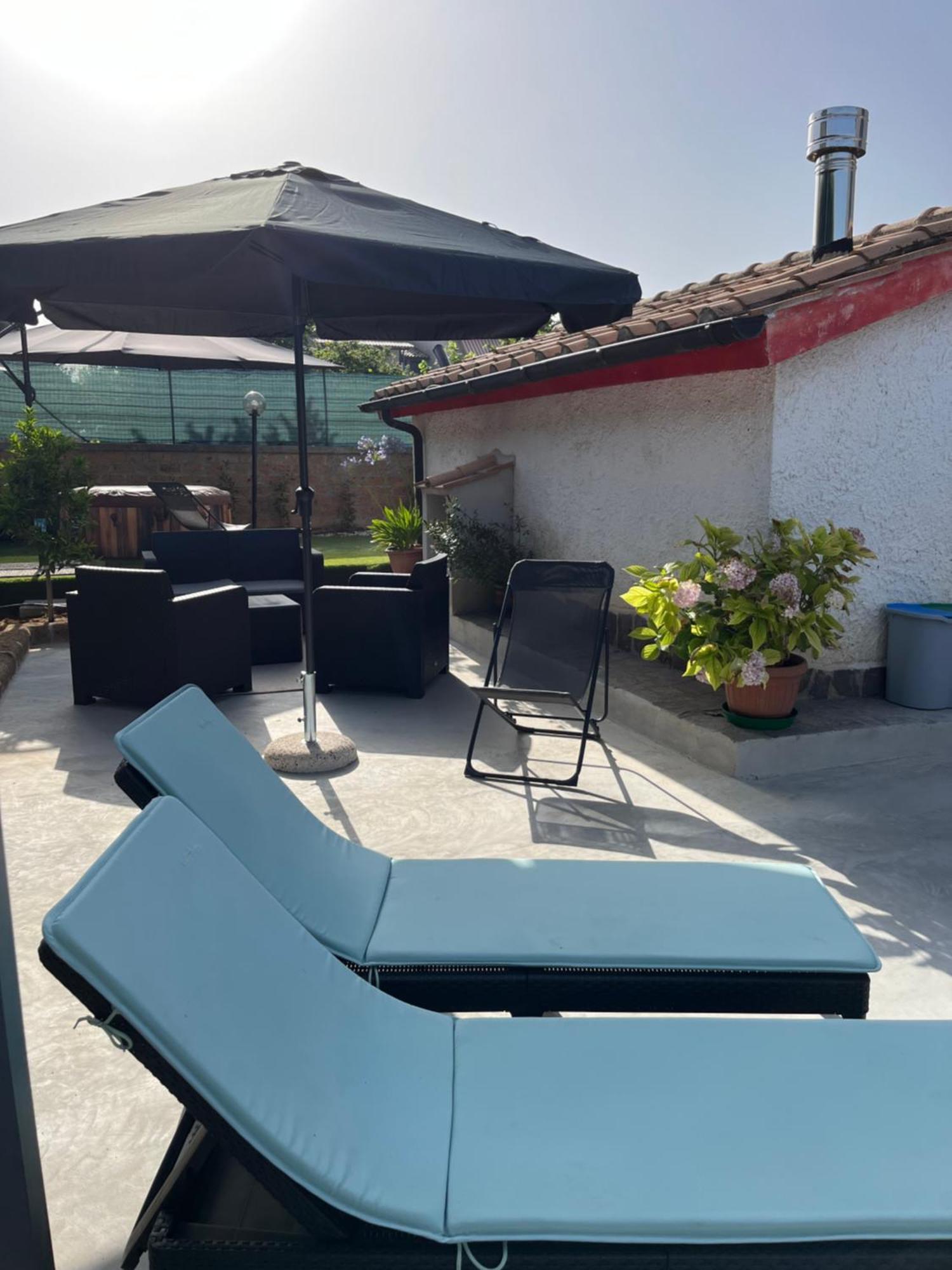 La Petite Famille Aparthotel Corchiano Luaran gambar
